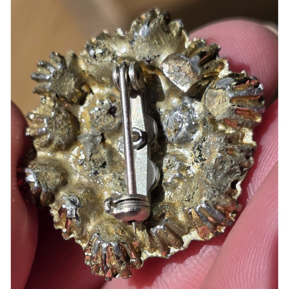 Vintage Aurora Borealis Rhinestone Dome Brooch Gold Tone Tiered Starburst Pin - Picture 9 of 15